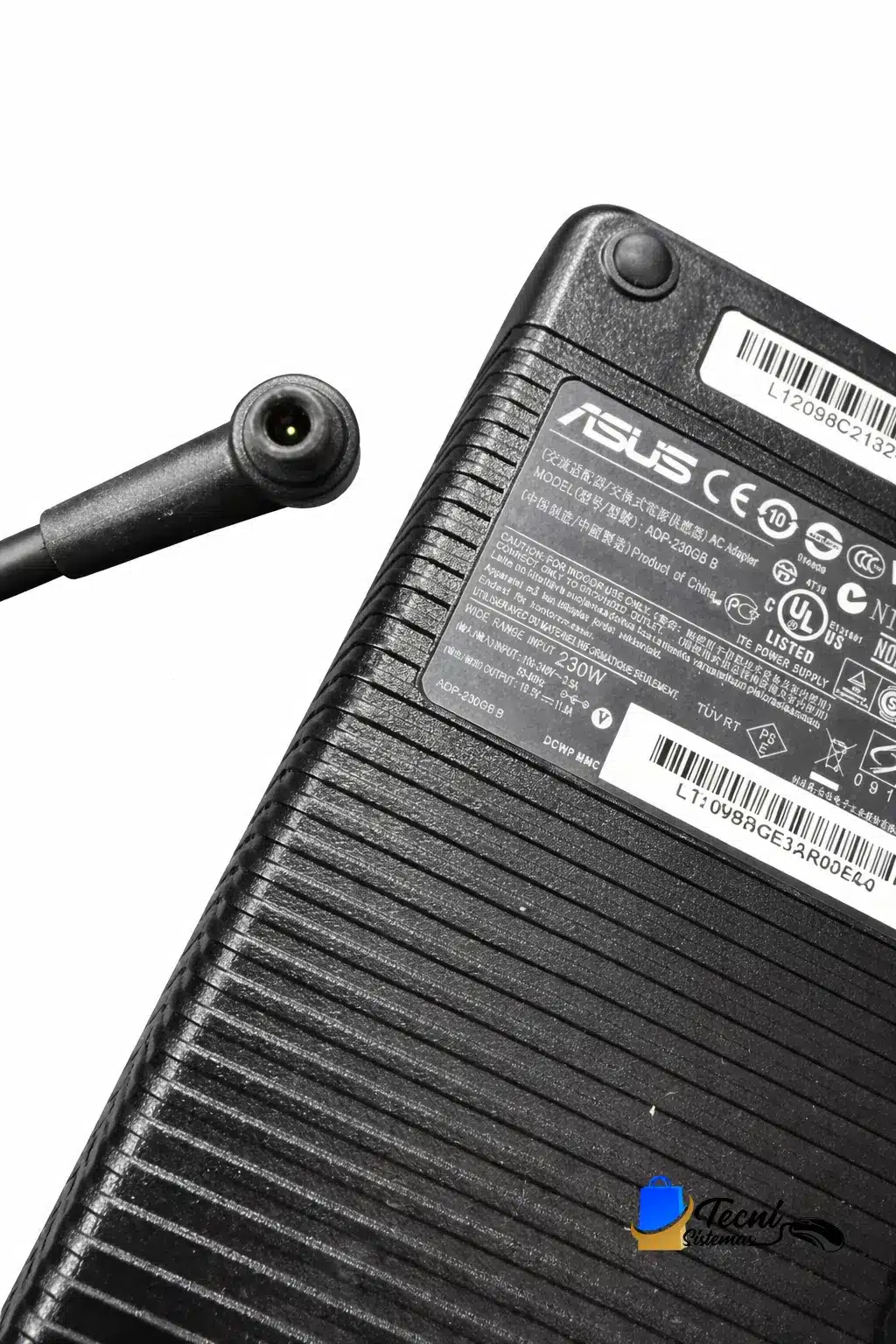 ChatGPT Image 12 mar 2026, 11_26_23 a.m. Cargador Original ASUS ADP-230GB B 230W 19.5V 11.8A conector 6.0x3.7mm para ROG Zephyrus y Strix — vista 2