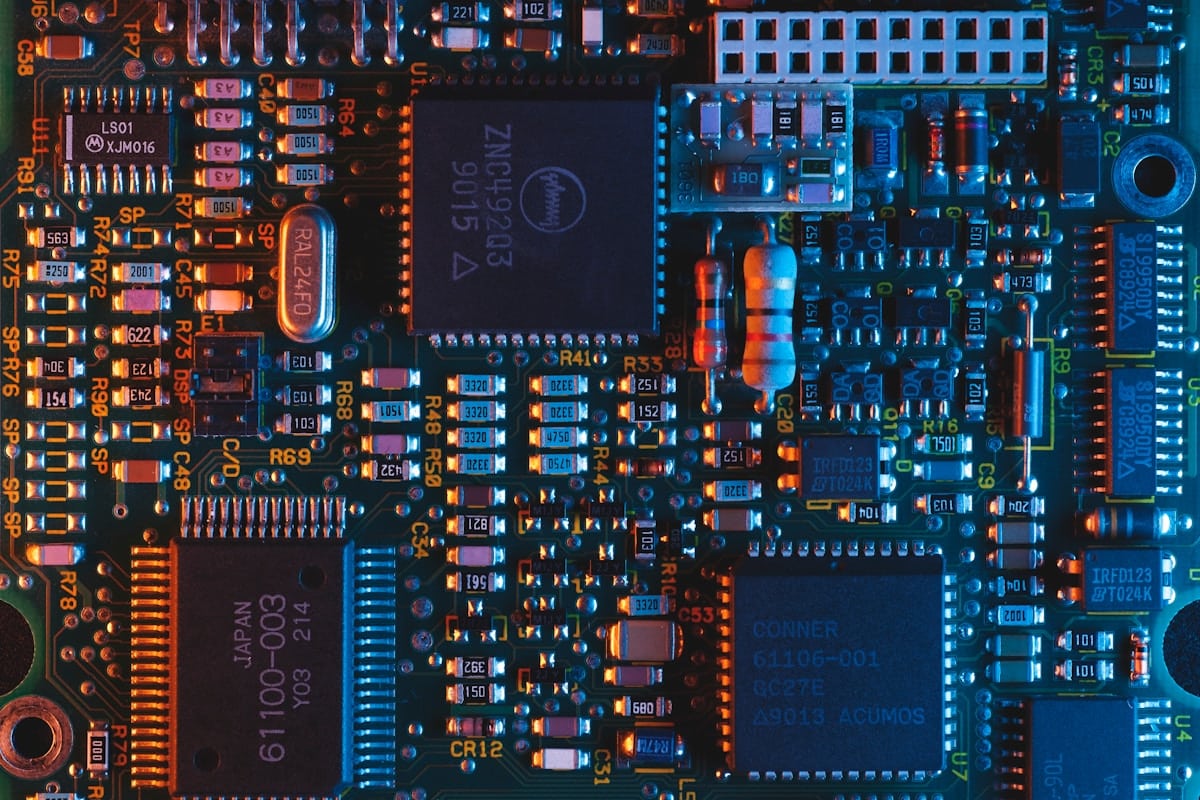 Placa circuito motherboard chip Apple Silicon M7 tecnologia